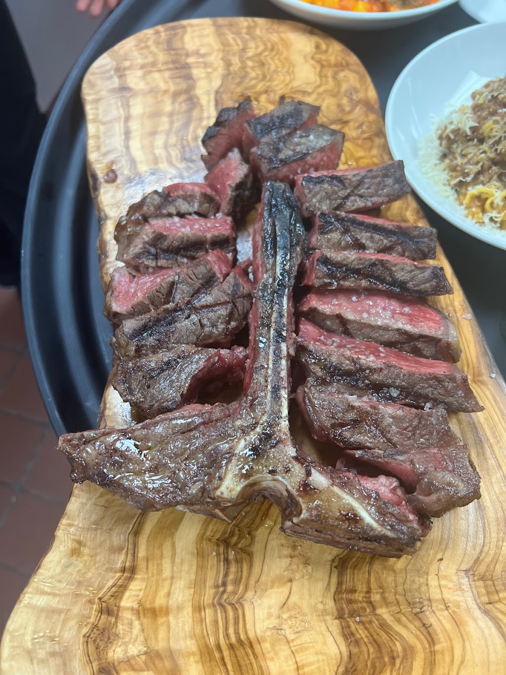 Primo Italian Steakhouse | restaurant | 6 S Broad St, Middletown, OH 45044, USA | 5133922100 OR +1 513-392-2100