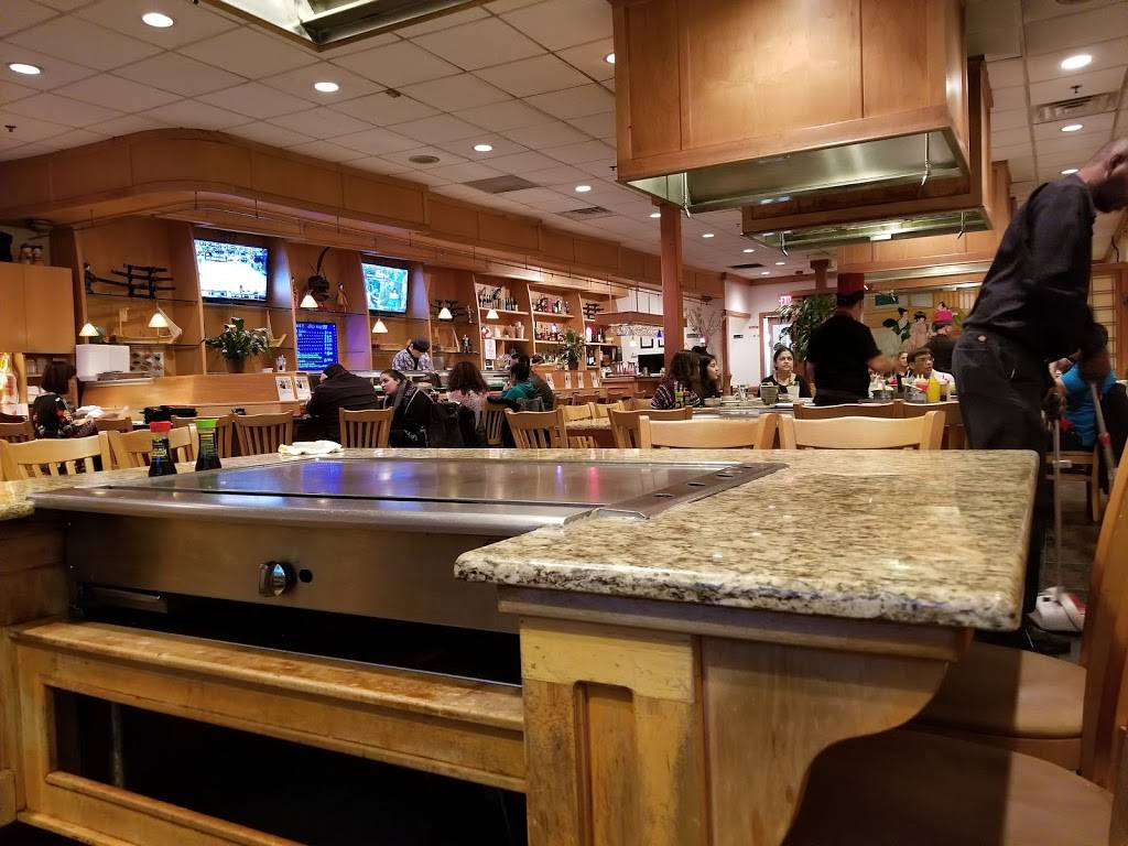 Samurai Hibachi & Sushi Bar | restaurant | 4603 Duke St, Alexandria, VA 22304, USA | 7038238886 OR +1 703-823-8886