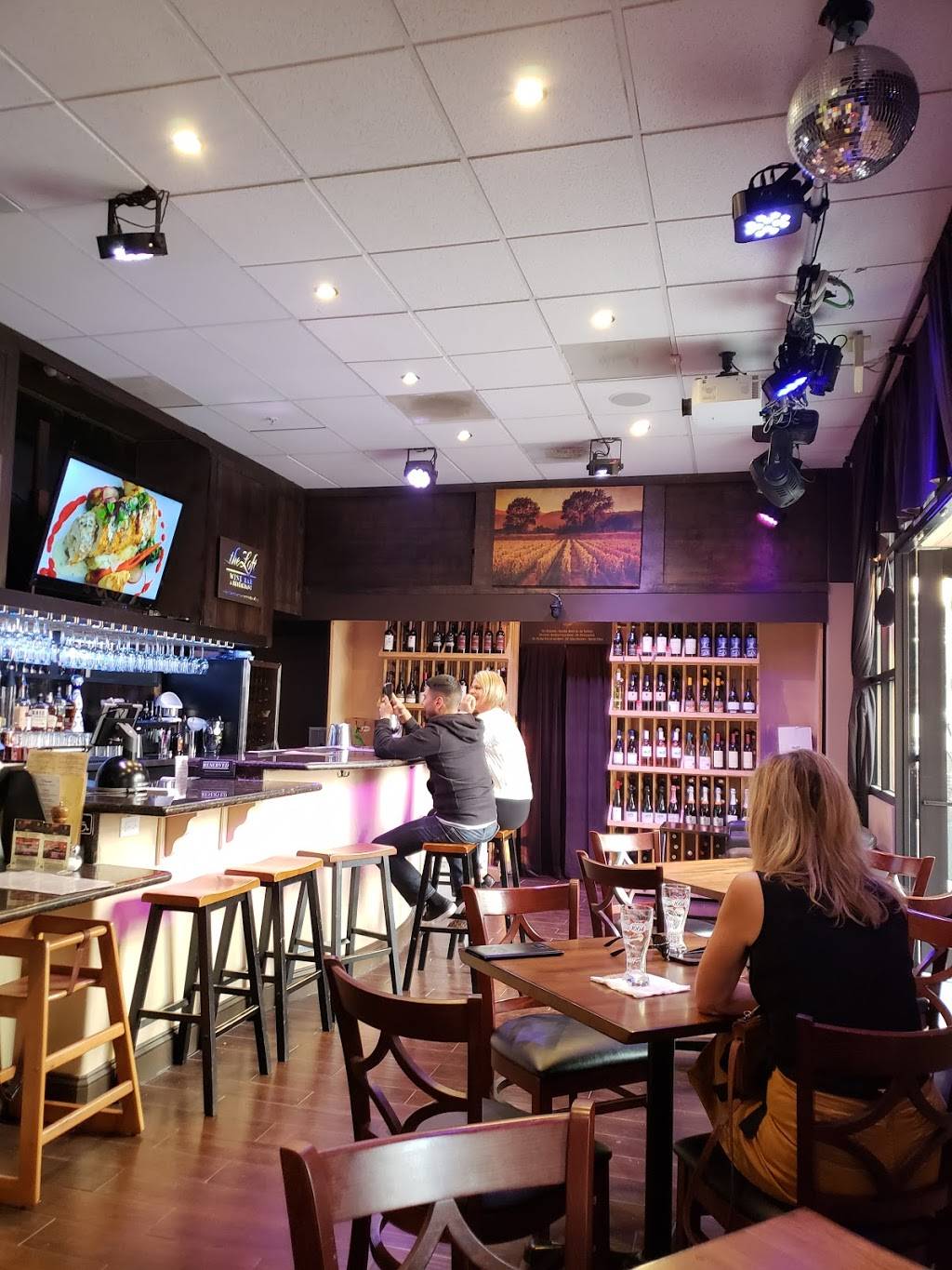 The Loft Wine Bar & Restaurant | restaurant | 280 1st St, Benicia, CA 94510, USA | 7077454200 OR +1 707-745-4200