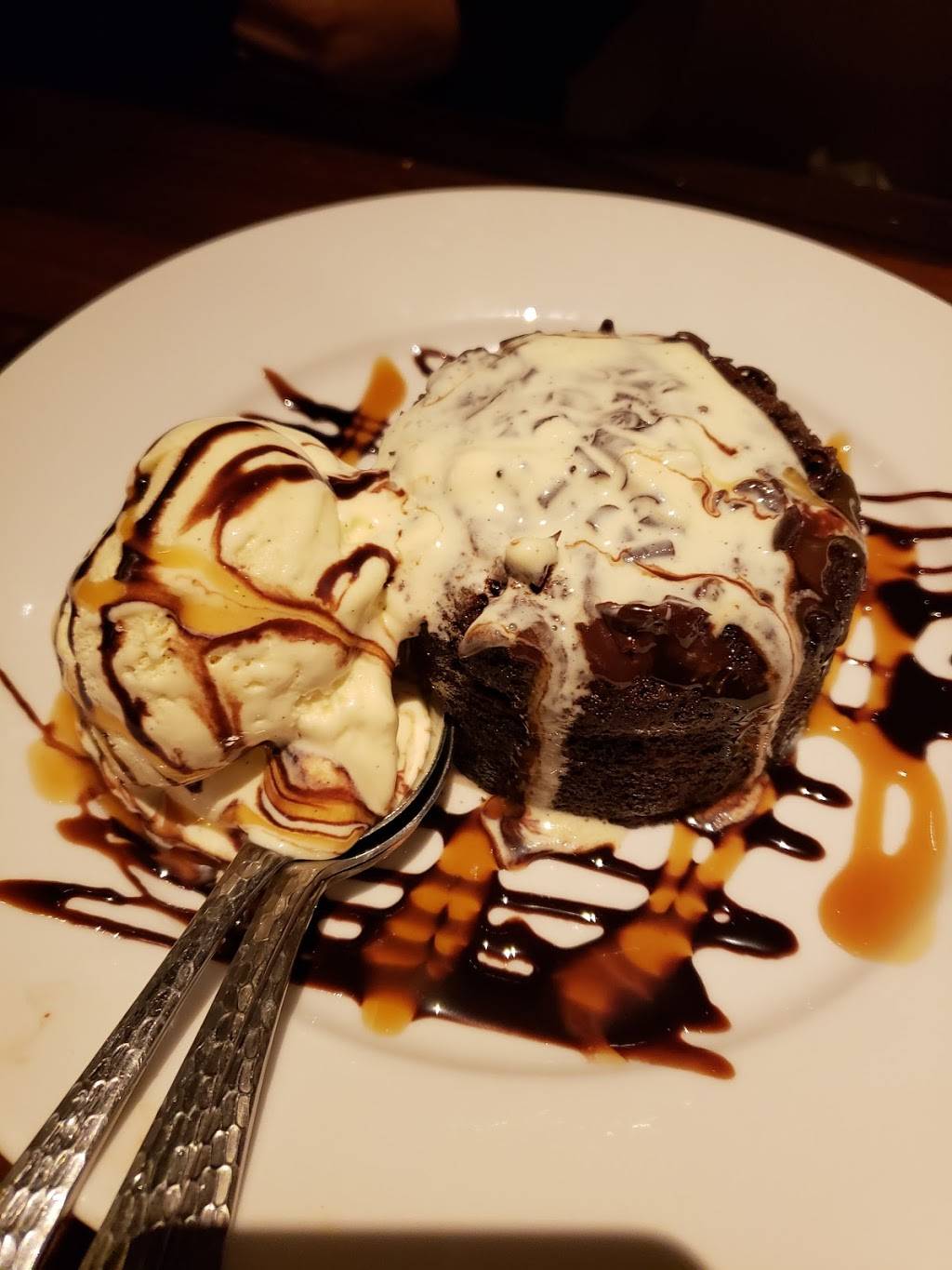 LongHorn Steakhouse | meal takeaway | 9055 Xavier Dr, Yonkers, NY 10704, USA | 9149633491 OR +1 914-963-3491