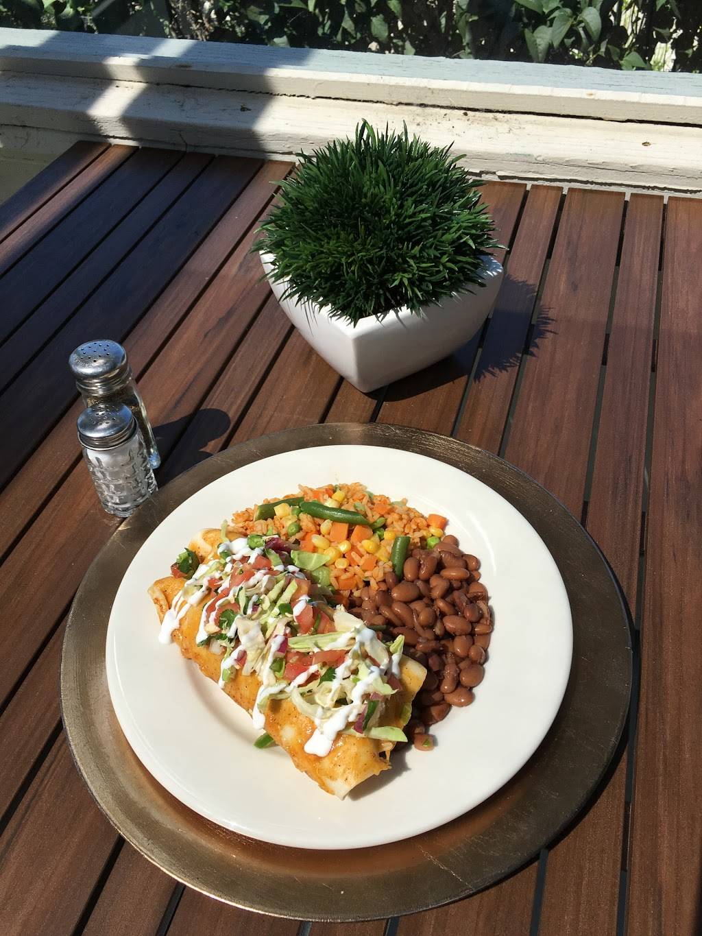 Bay Cafe Restaurant & Banquets | restaurant | 1875 Embarcadero Rd, Palo Alto, CA 94303, USA | 6508560999 OR +1 650-856-0999