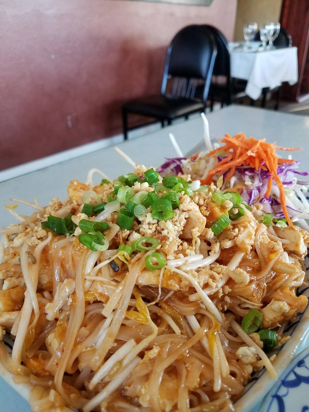 Bangkok Thai Restaurant | restaurant | 520 39th Ave SW, Puyallup, WA 98373, USA | 2534458040 OR +1 253-445-8040