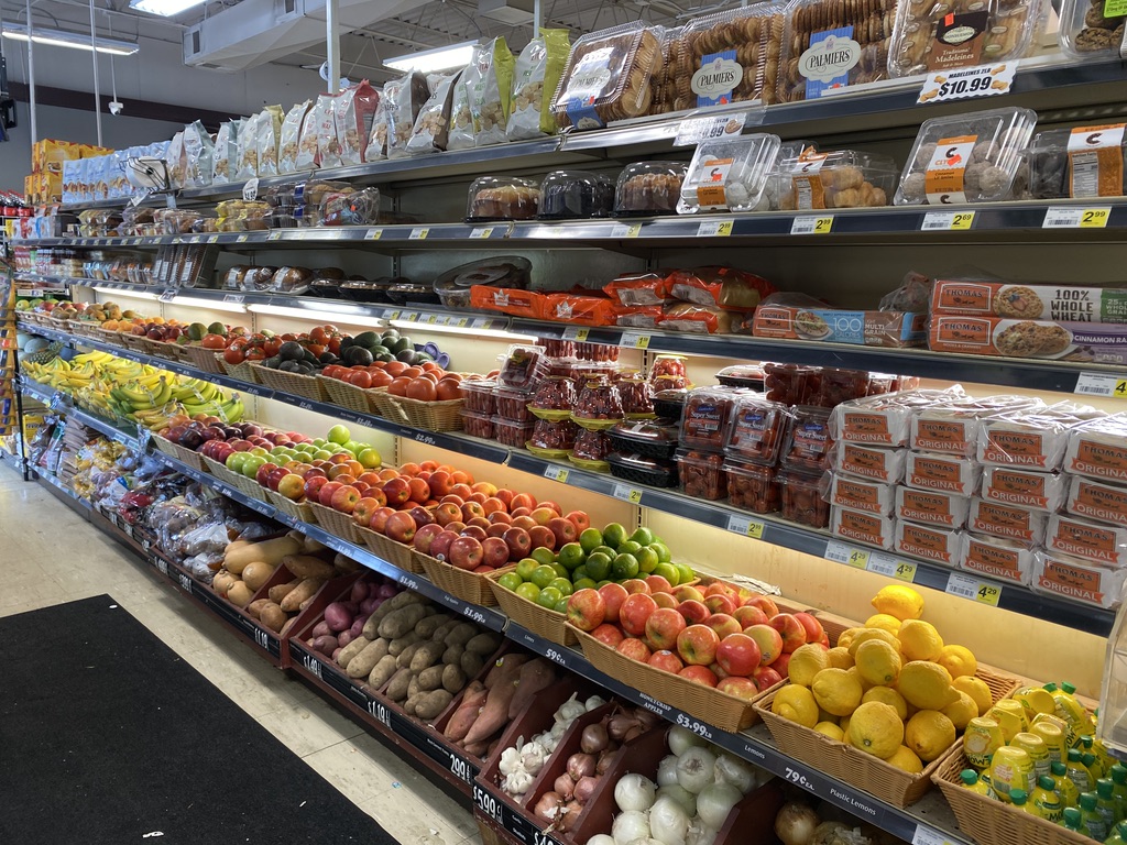 D&D Finer Foods | restaurant | 825 Noyes St, Evanston, IL 60201, USA | 8474754344 OR +1 847-475-4344