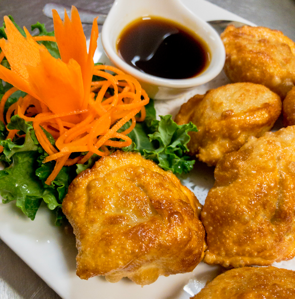 Lemon Thai & Sushi | restaurant | 470 S Main St, Manchester, NH 03102, USA | 6032183879 OR +1 603-218-3879