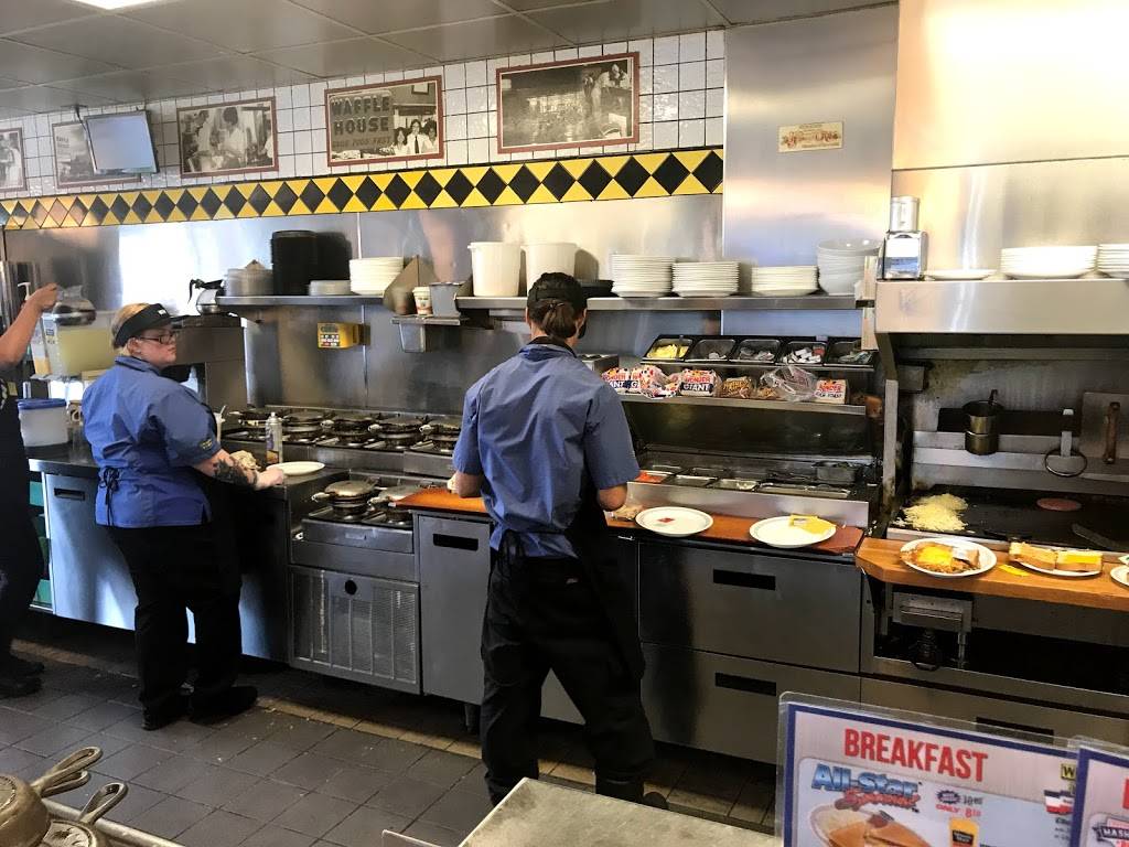 Waffle House | meal takeaway | 1201 Townsgate Ct, Plant City, FL 33563, USA | 8137070190 OR +1 813-707-0190