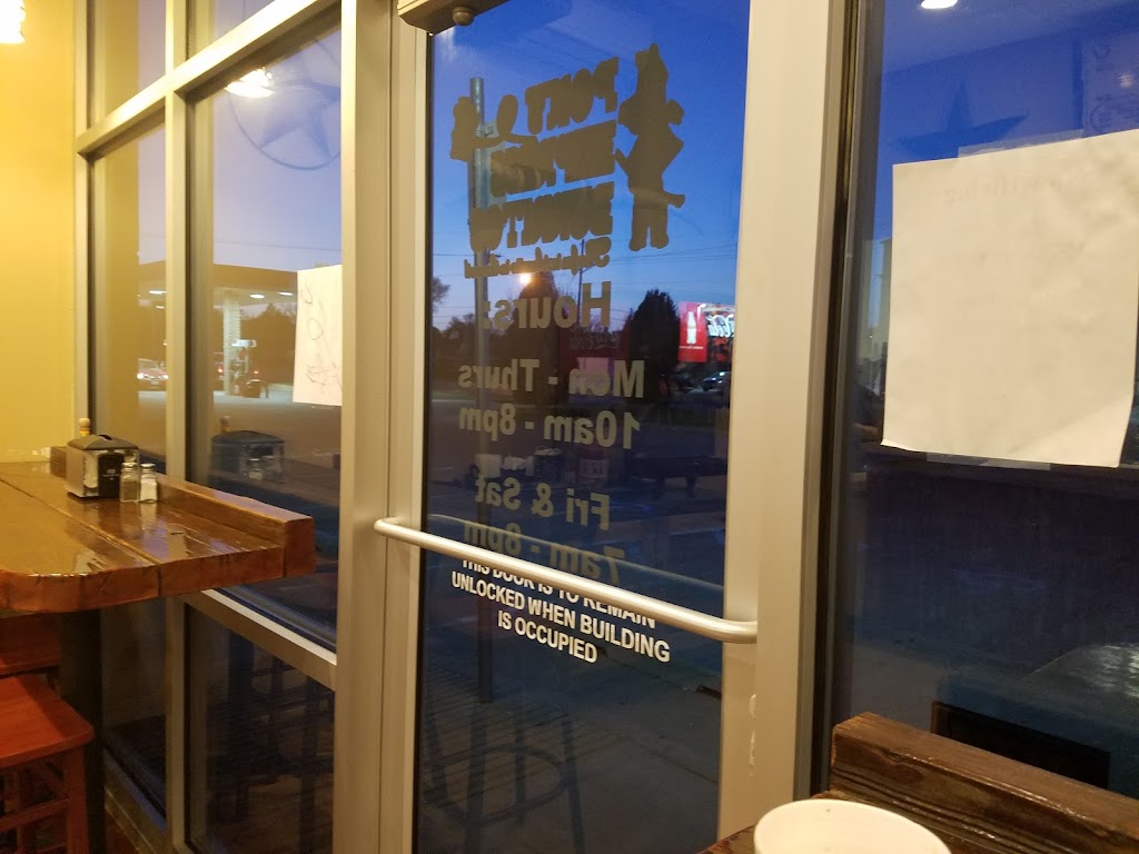 Pony Express Burritos | restaurant | 2808 4th Ave C, Canyon, TX 79015, USA | 8065574166 OR +1 806-557-4166