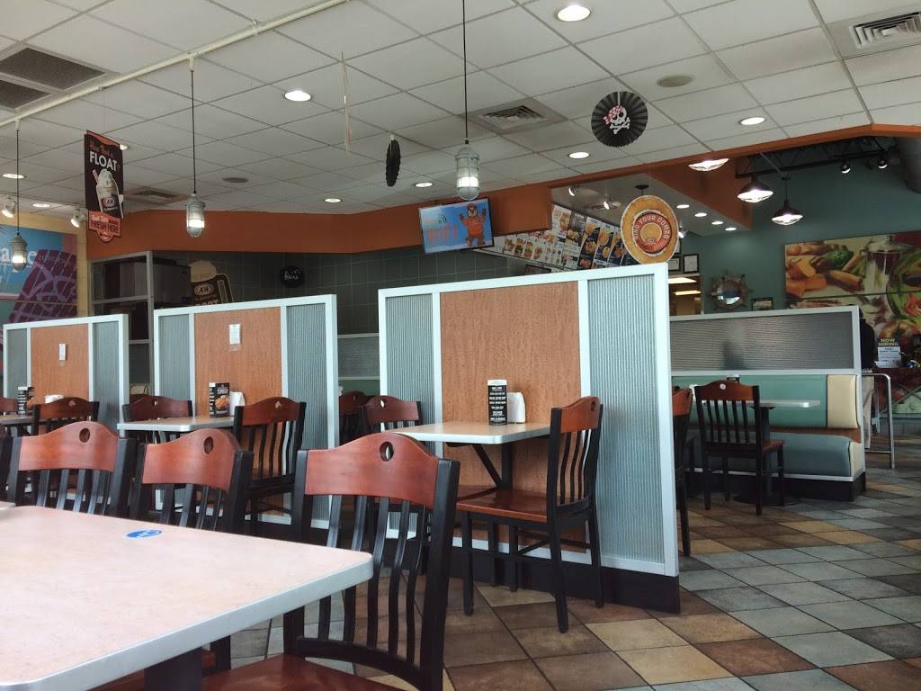 Long John Silvers | restaurant | 116 E Broadway St, Newport, TN 37821, USA | 4236232212 OR +1 423-623-2212