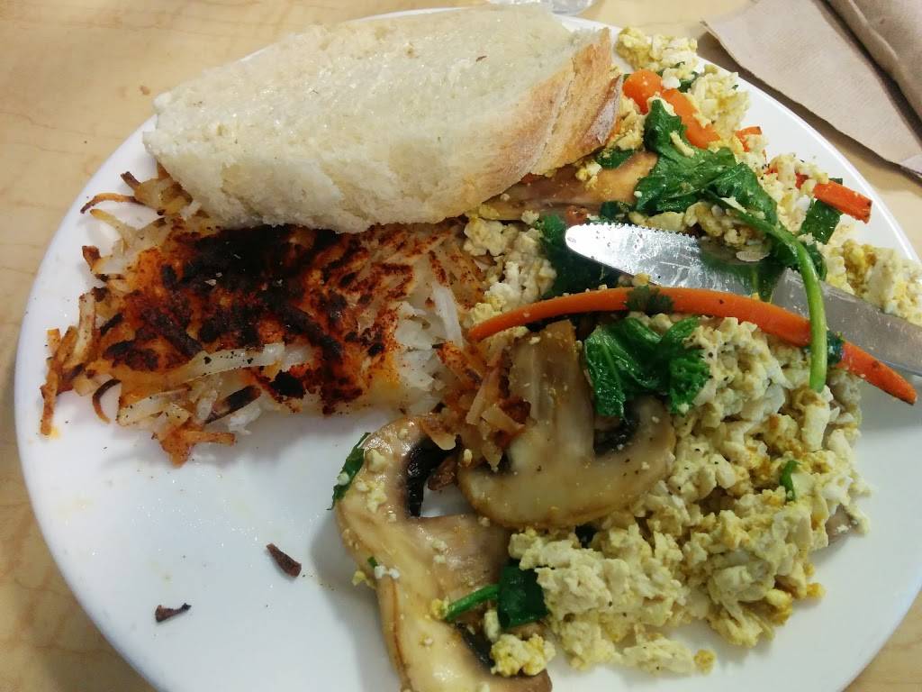 Donut Farm Oakland | cafe | 6037 San Pablo Ave, Oakland, CA 94608, USA | 5103386319 OR +1 510-338-6319