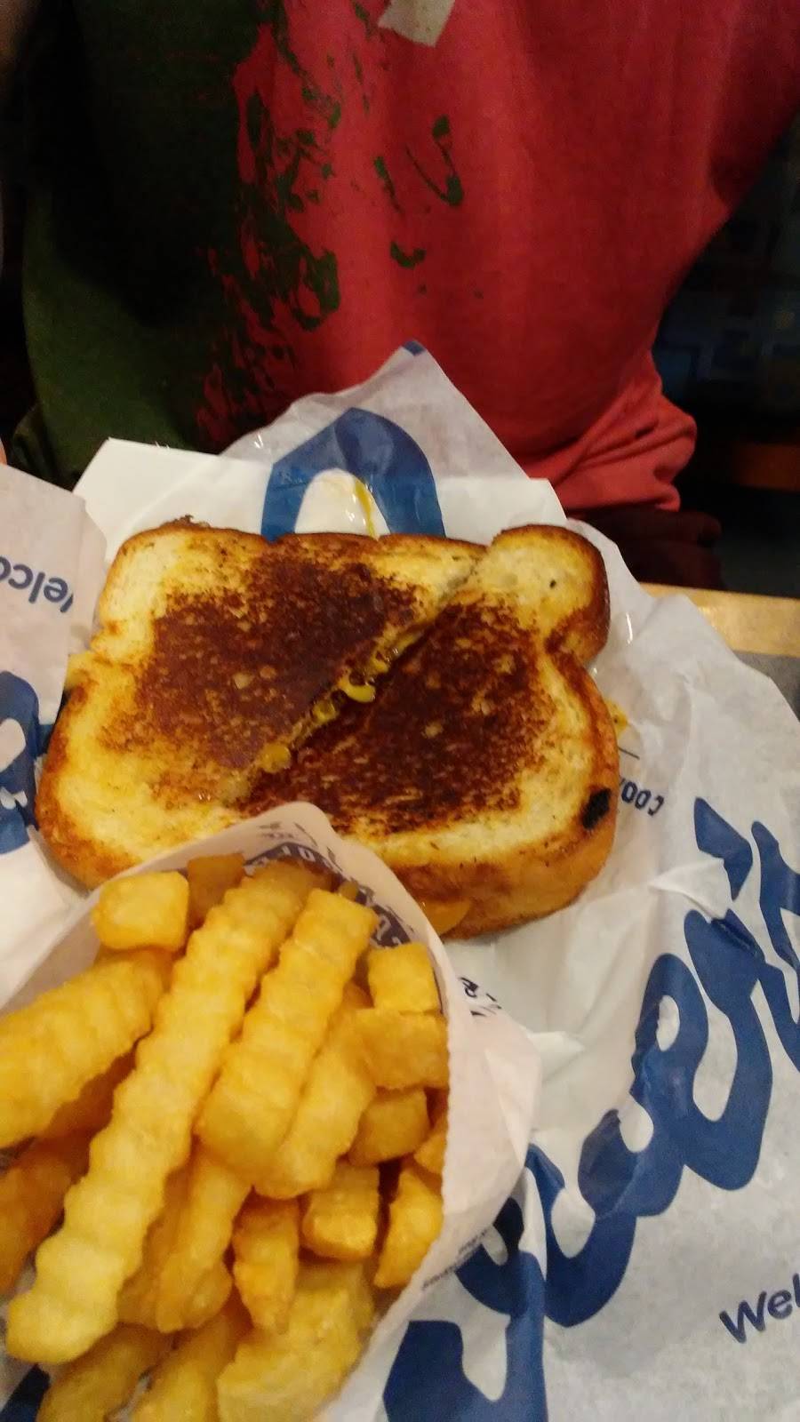 Culvers | restaurant | 5220 Green Bay Rd, Kenosha, WI 53144, USA | 2626522002 OR +1 262-652-2002