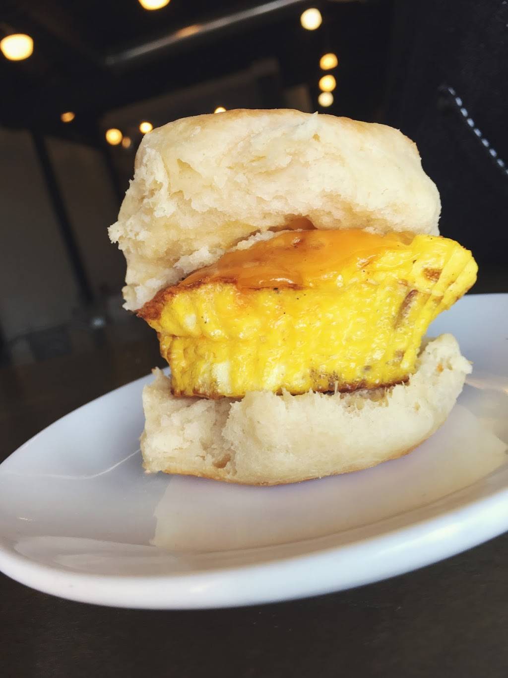 Bella Goose Coffee | bakery | 744 Eddy St, Wisconsin Dells, WI 53965, USA | 6082530088 OR +1 608-253-0088