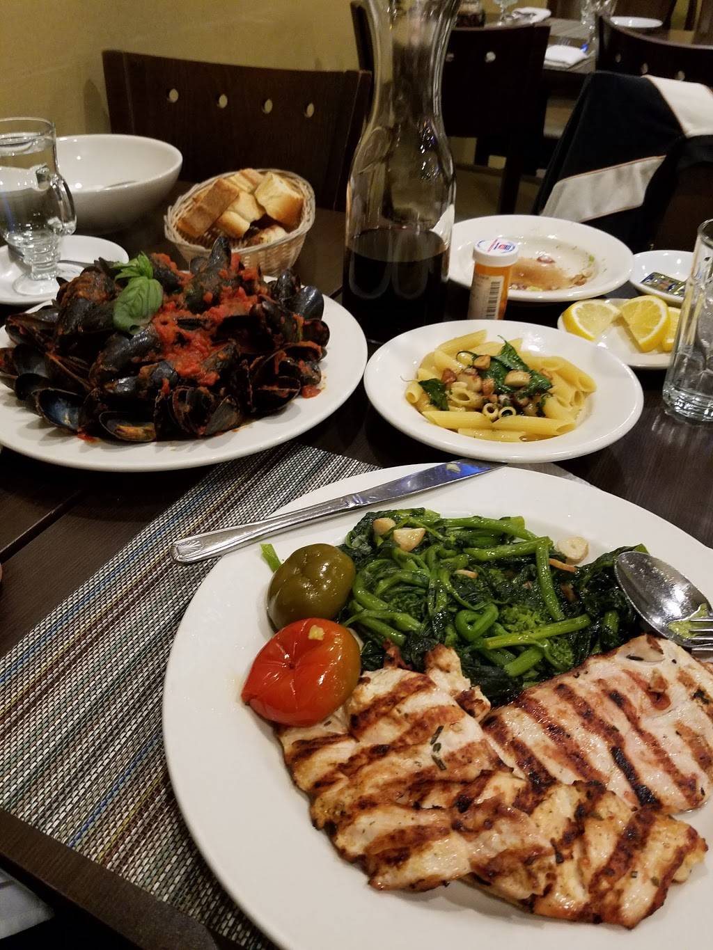 Angoletto Cafe | restaurant | 1598 Hillside Avenue, New Hyde Park, NY 11040, USA | 5163582010 OR +1 516-358-2010