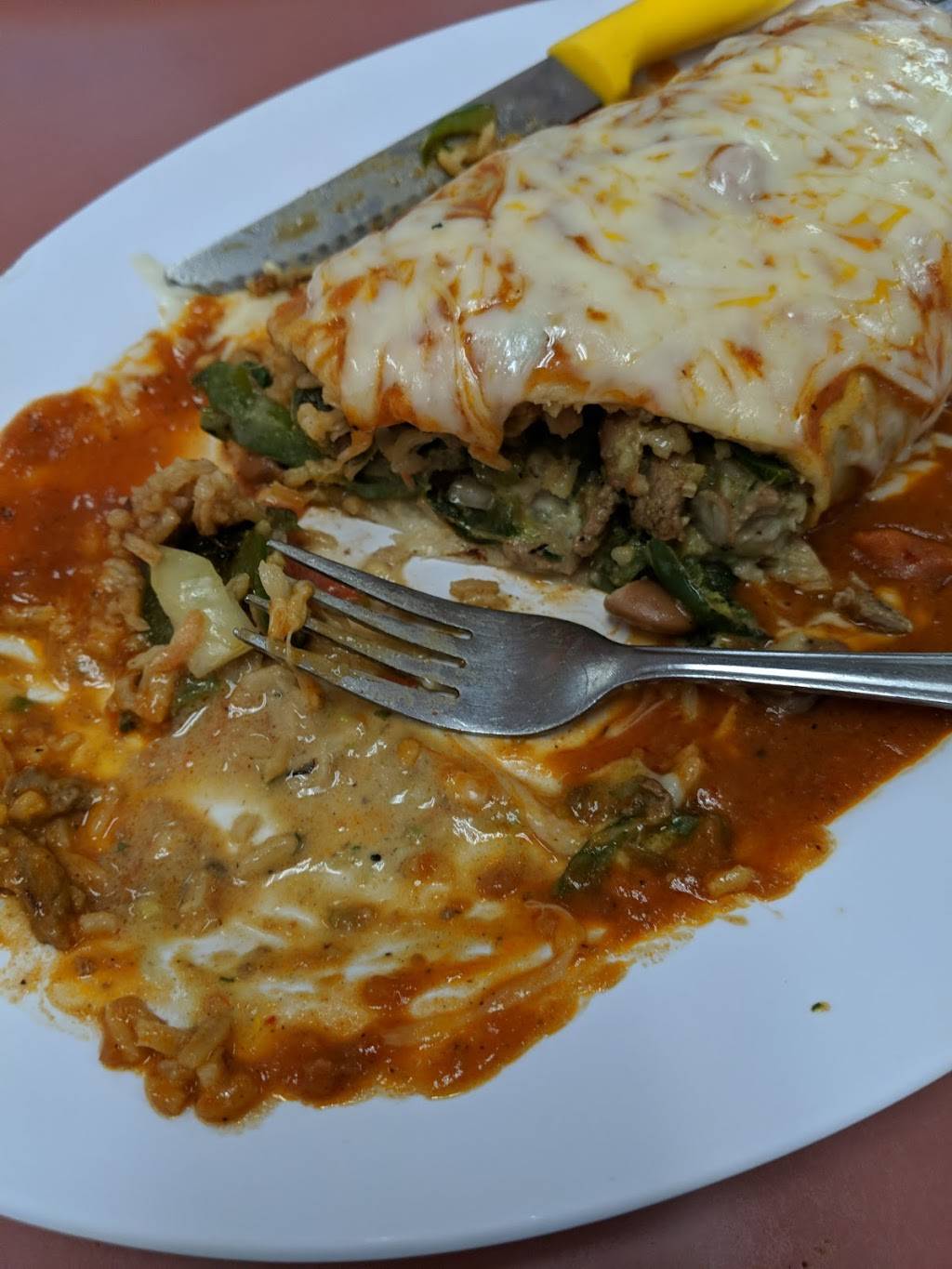 Sombrero Taqueria | restaurant | 678 N Wilson Way # 2, Stockton, CA 95205, USA | 2099484694 OR +1 209-948-4694