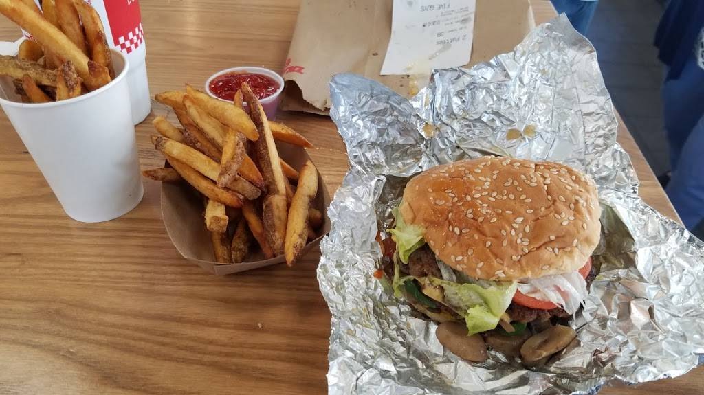 Five Guys | meal takeaway | Waterford Lakes Town Center, Orlando, FL 32828, USA | 3212355006 OR +1 321-235-5006