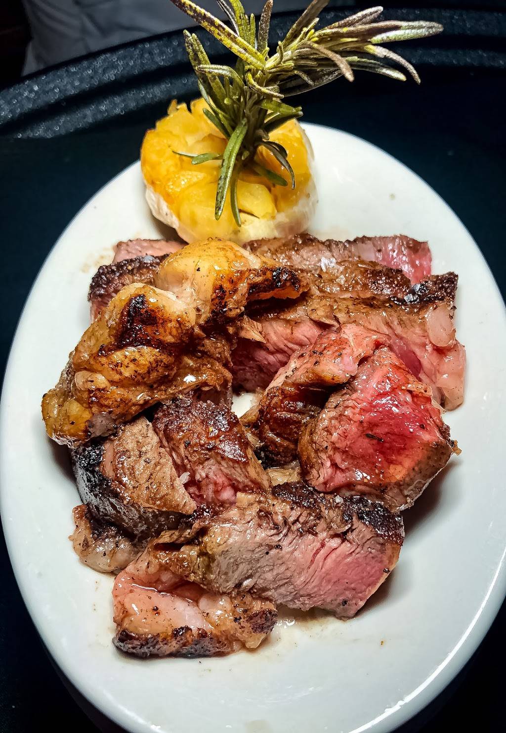 Old Brea Chop House | restaurant | 180 S Brea Blvd, Brea, CA 92821, USA | 7145923122 OR +1 714-592-3122