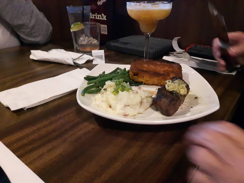 MR MIKES SteakhouseCasual | restaurant | 295 Fourth Ave, St Catharines, ON L2S 0E7, Canada | 9056821023 OR +1 905-682-1023