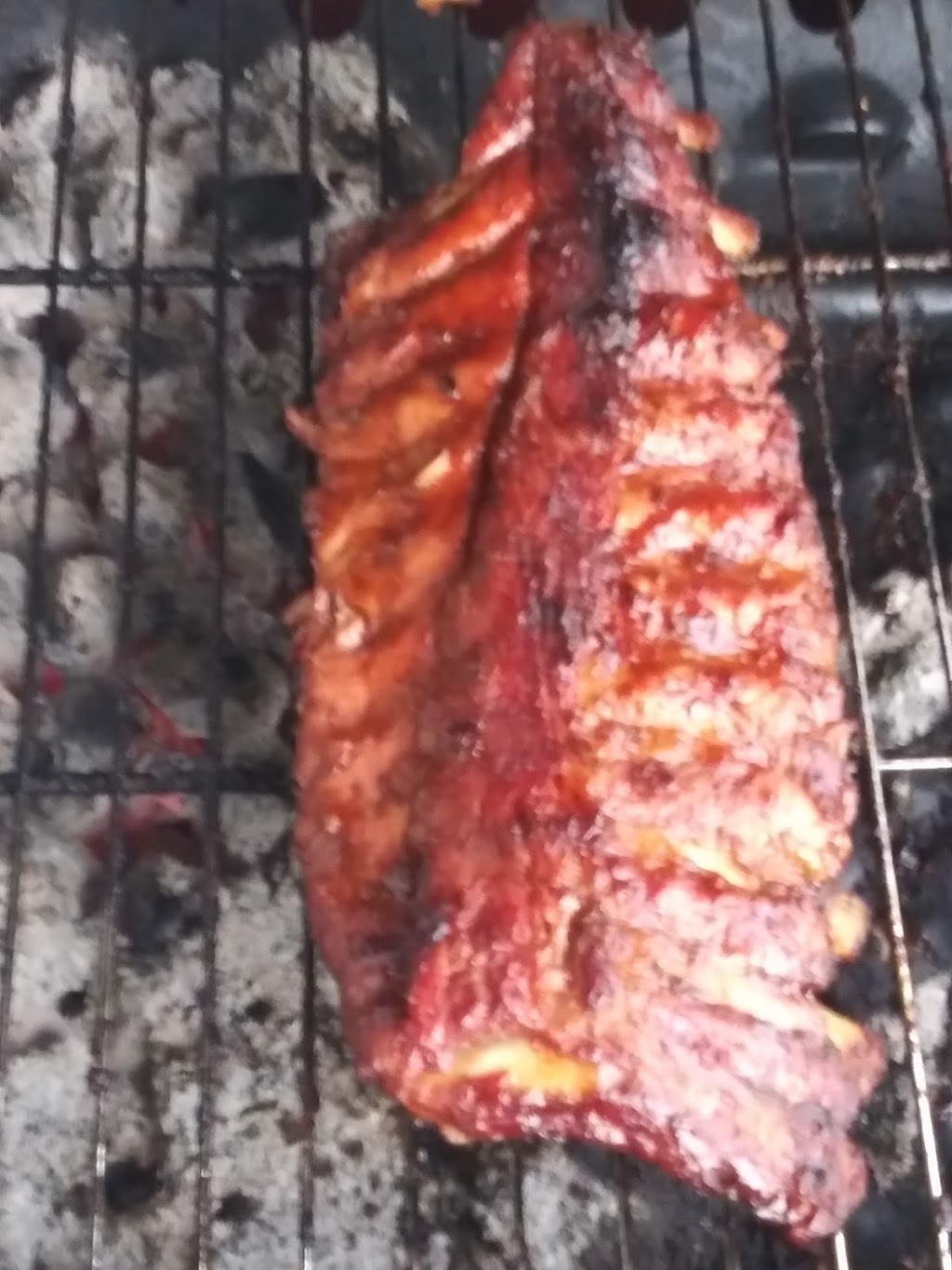 E&J OPEN PIT BBQ | restaurant | 8530 Esper St, Detroit, MI 48204, USA | 3137043880 OR +1 313-704-3880