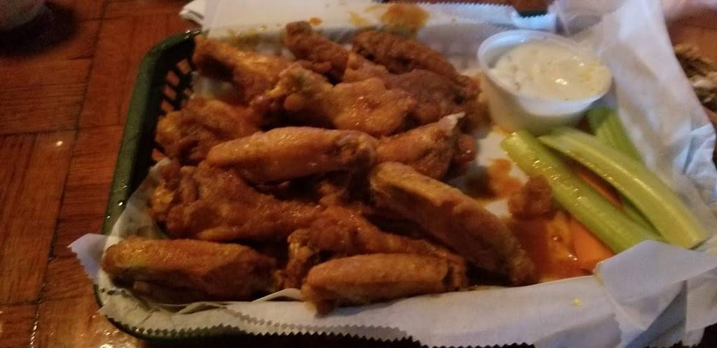 Mickey Gannons | restaurant | 1925 Sanderson Ave, Scranton, PA 18509, USA | 5703436234 OR +1 570-343-6234