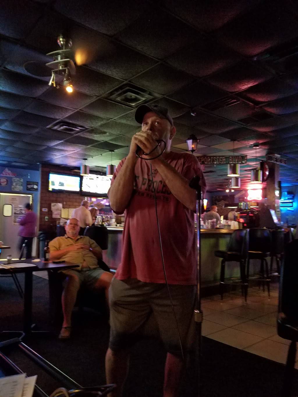 Sportsters Bar & Grill | restaurant | 242 Forest Rd, Hueytown, AL 35023, USA | 2057446292 OR +1 205-744-6292