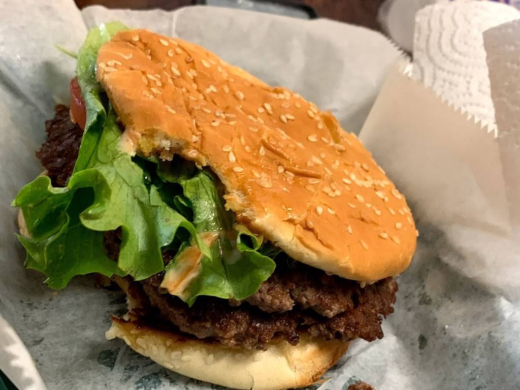 Dairy Master | restaurant | 516 Madison Ave, Madison, IL 62060, USA | 6188761833 OR +1 618-876-1833