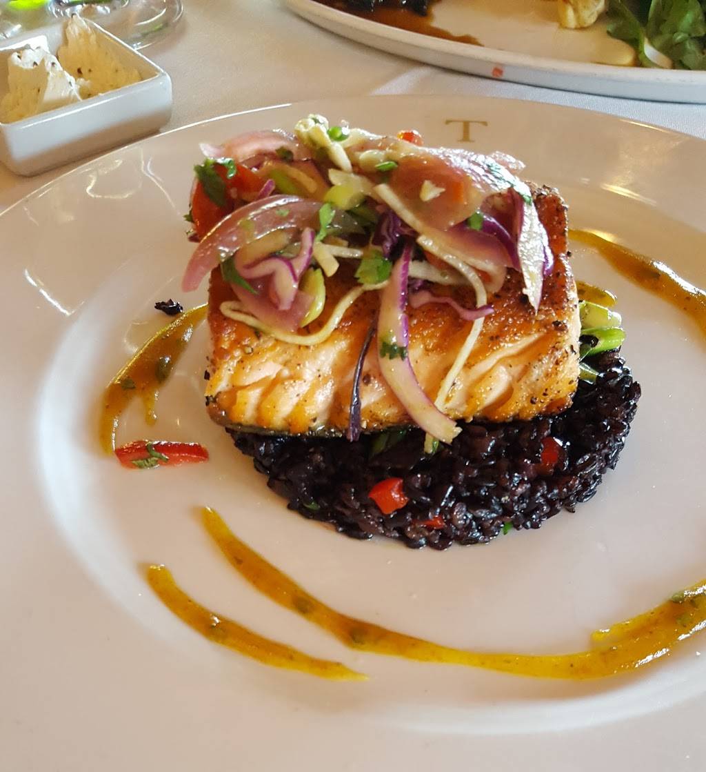 TRIO Grill | restaurant | 8100 Lee Hwy, Falls Church, VA 22042, USA | 7039929200 OR +1 703-992-9200