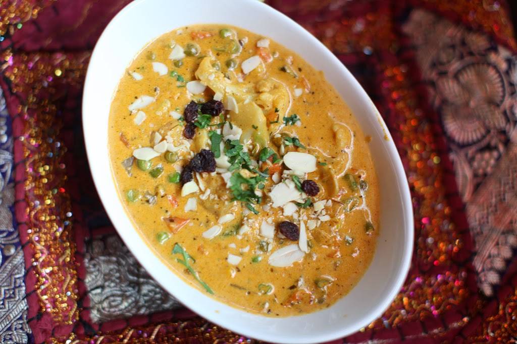 Taj Indian Cuisine | restaurant | 3009 Carling Ave, Ottawa, ON K2B 7Y6, Canada | 6137266955 OR +1 613-726-6955