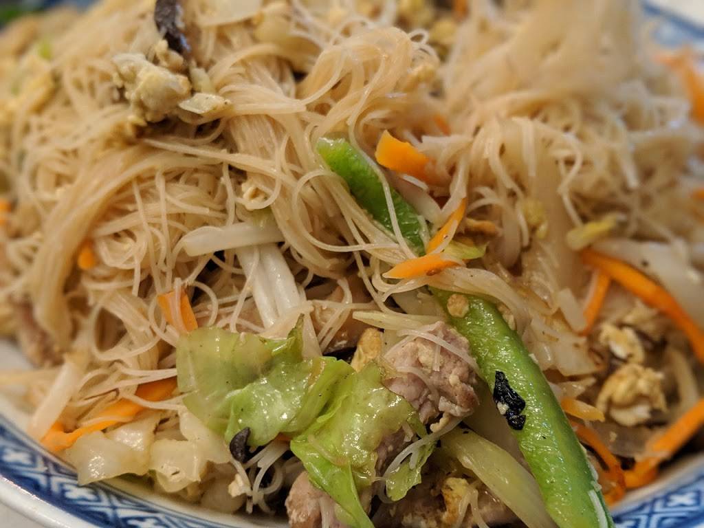 Chop Chop | restaurant | 771 Dundas St W, Toronto, ON M6J 1T9, Canada | 4168428277 OR +1 416-842-8277