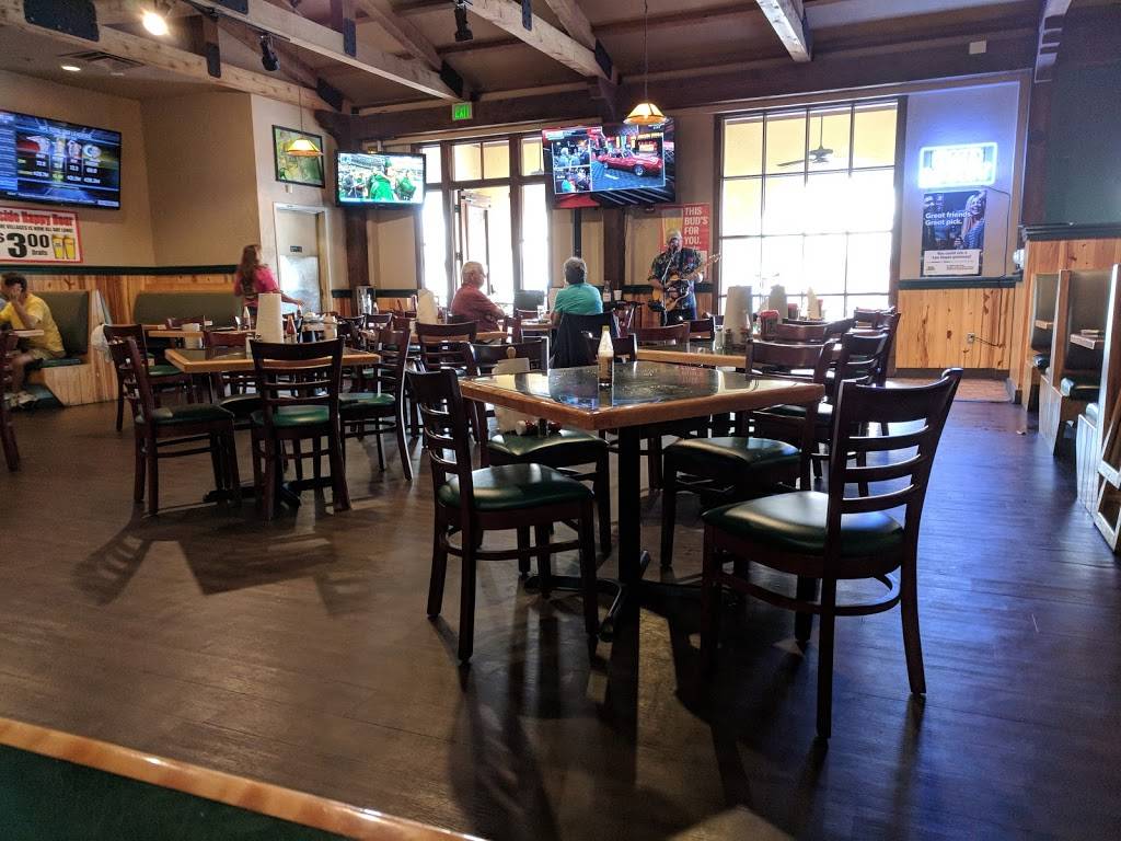 Gators Dockside The Villages | restaurant | 1004 Main St, Lady Lake, FL 32159, USA | 3524301377 OR +1 352-430-1377