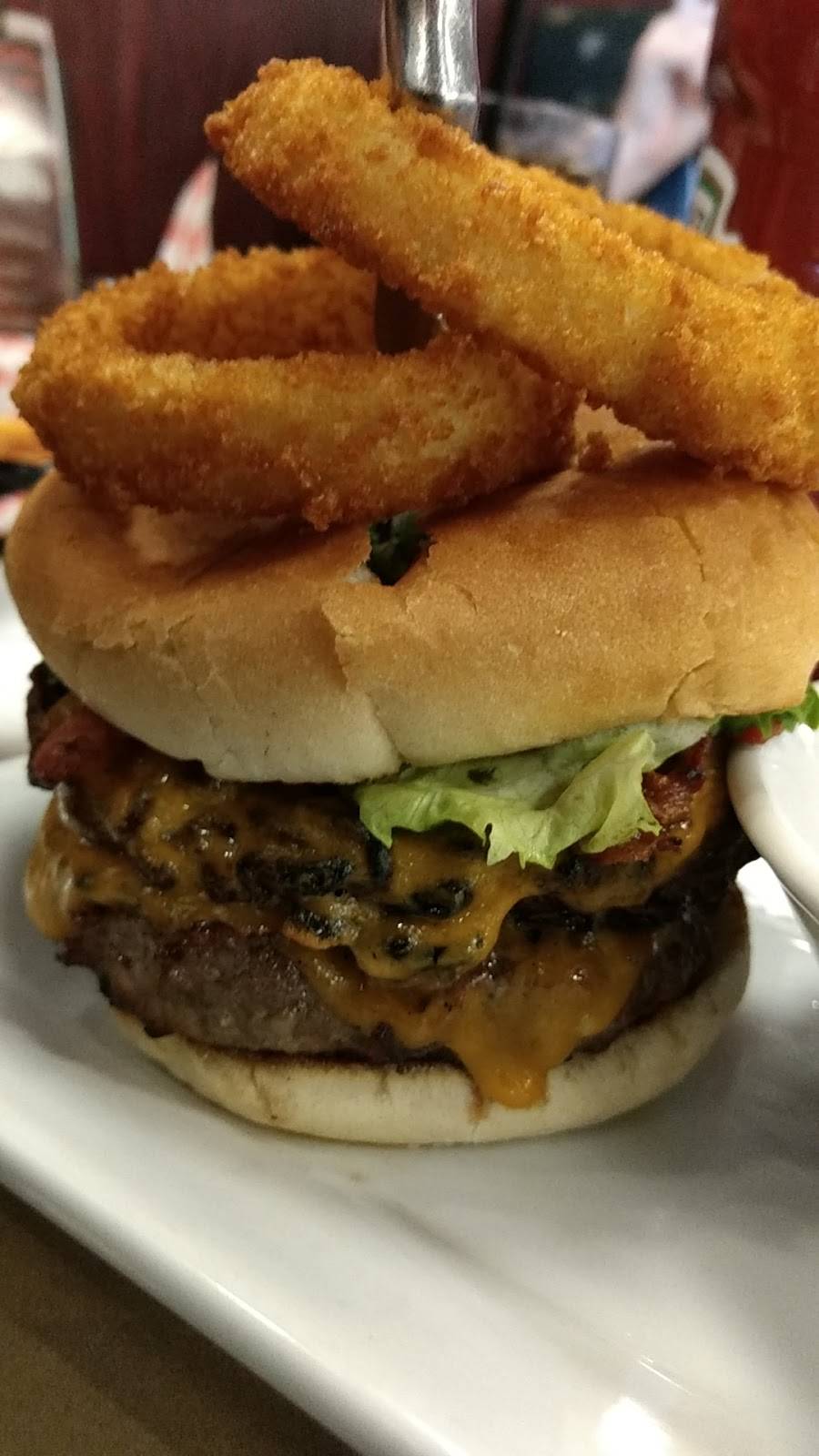 Crabby Joes Bar • Grill | restaurant | 1249 London Rd, Sarnia, ON N7S 1P3, Canada | 5193442100 OR +1 519-344-2100