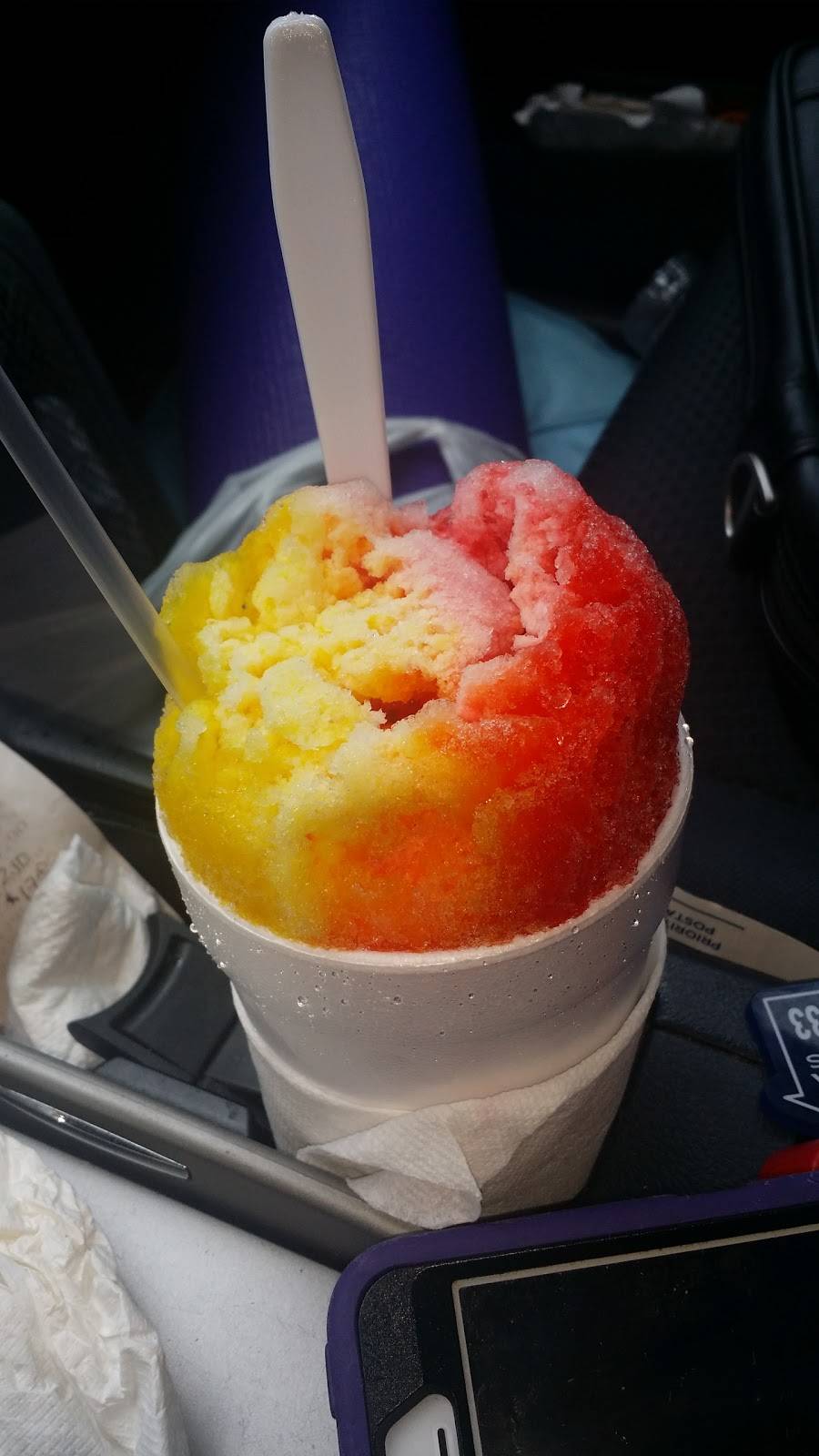 Snow King (Snow Cones) | cafe | 1310 Cedar Dr, La Marque, TX 77568, USA | 4097390521 OR +1 409-739-0521