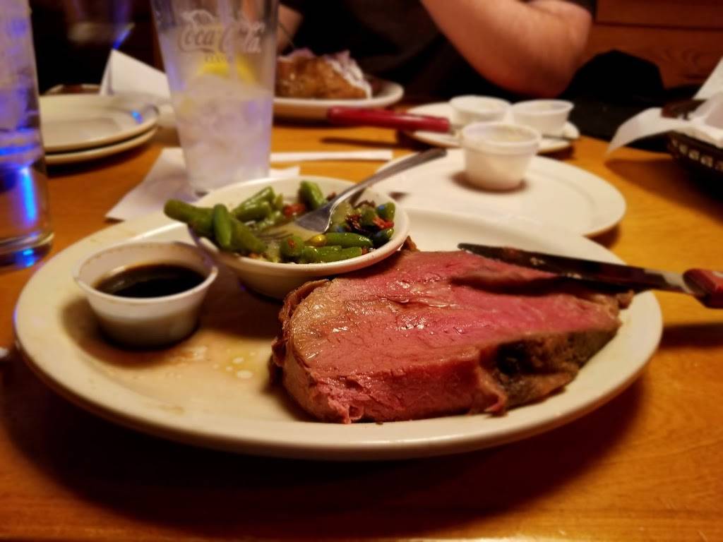 Texas Roadhouse | restaurant | 5025 Dressler Rd NW, Canton, OH 44718, USA | 3304919296 OR +1 330-491-9296