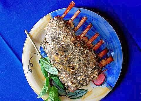 Restaurant La maison bleue | restaurant | 2441 Chemin des Îles, Entrelacs, QC J0T 2E0, Canada | 4502288611 OR +1 450-228-8611