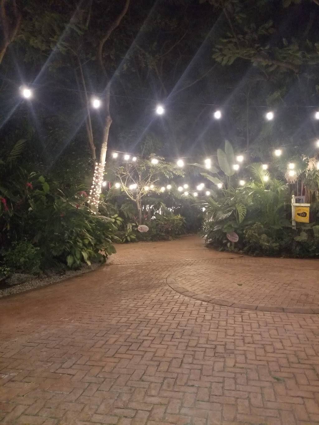 Figat Chefs Kitchen | restaurant | 22400 Old Dixie Hwy at the Old Village Chalet in Cauley Square, Goulds, FL 33170, USA | 7864989727 OR +1 786-498-9727