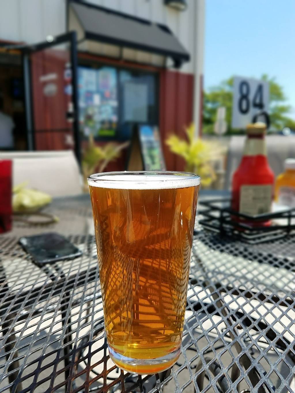 Waterfront Bar & Grill | restaurant | 325 City Market Dr, Lansing, MI 48912, USA | 5172673800 OR +1 517-267-3800