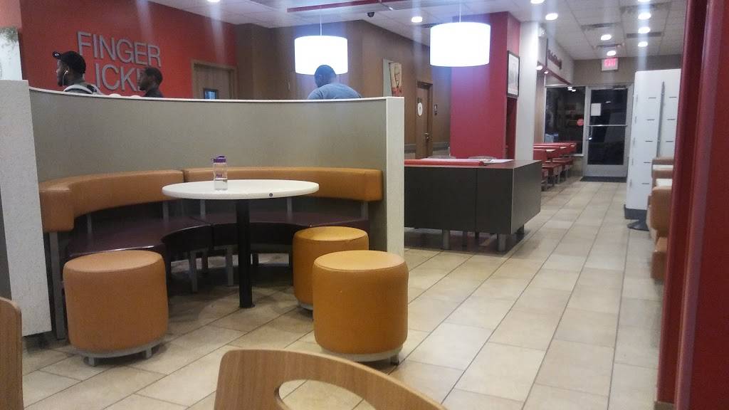 KFC | restaurant | 5840 Old York Rd, Philadelphia, PA 19141, USA | 2154242134 OR +1 215-424-2134