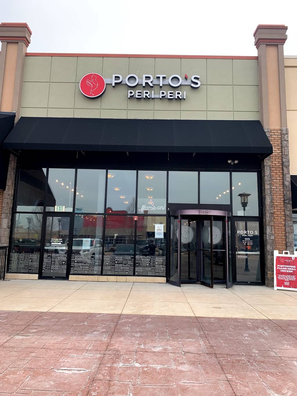 Portos Peri Peri Algonquin | restaurant | 1748 S Randall Rd, Algonquin, IL 60102, USA | 2243330893 OR +1 224-333-0893