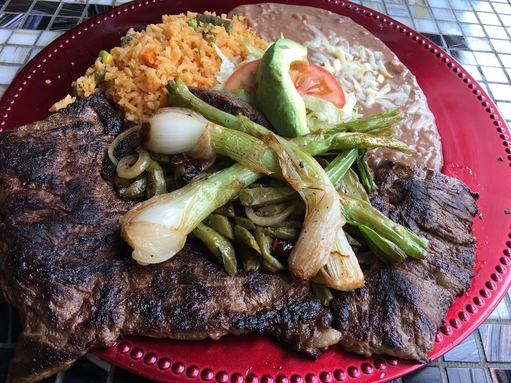 La Cocina De Alicia Restaurant | restaurant | 5058 W Armitage Ave, Chicago, IL 60639, USA | 7735128212 OR +1 773-512-8212