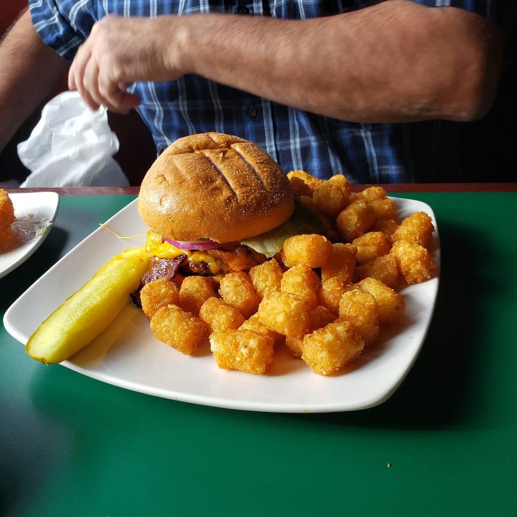 Macgregors Grill and Tap Room | restaurant | 1890 S Clinton Ave, Rochester, NY 14618, USA | 5854131140 OR +1 585-413-1140