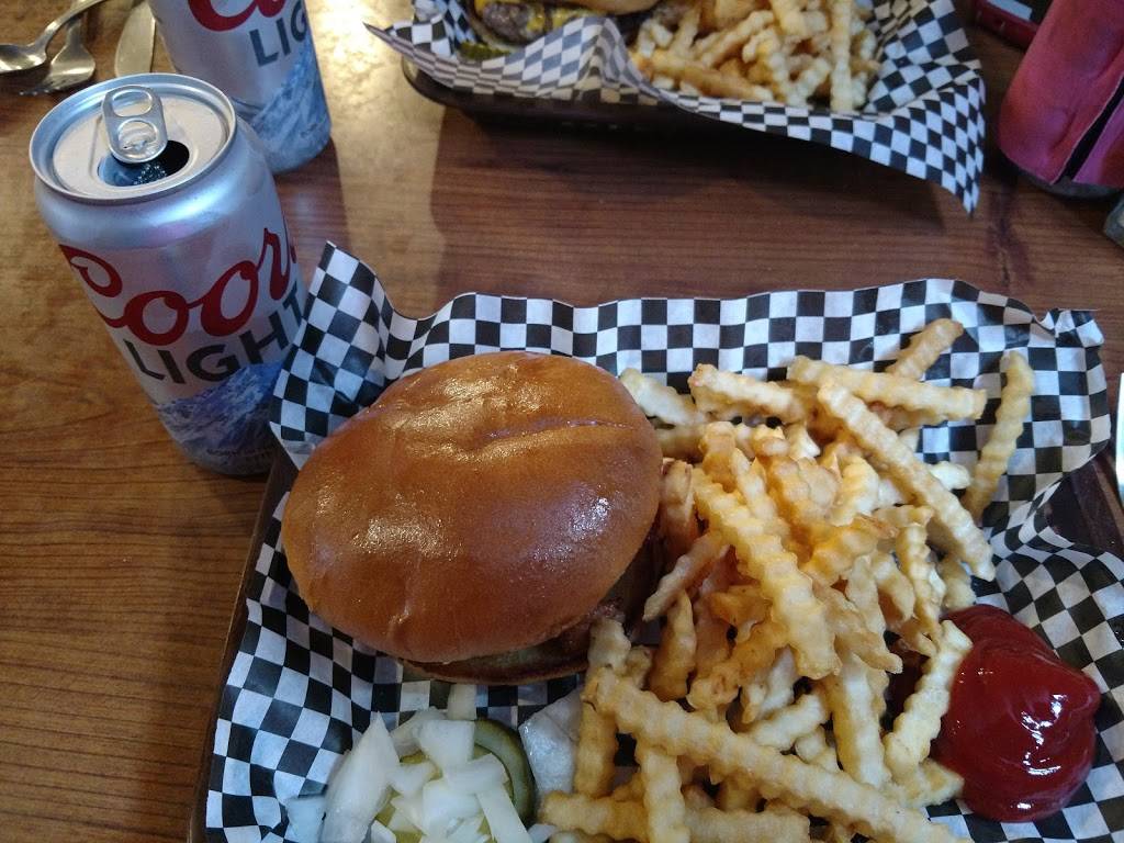 Trailside Roadhouse | restaurant | 110 370th St, Carnarvon, IA 51450, USA | 7126642706 OR +1 712-664-2706