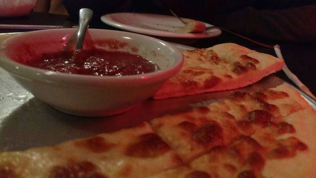 Sicily Pizzeria | restaurant | 709 13th Ave, Mendota, IL 61342, USA | 8155397550 OR +1 815-539-7550