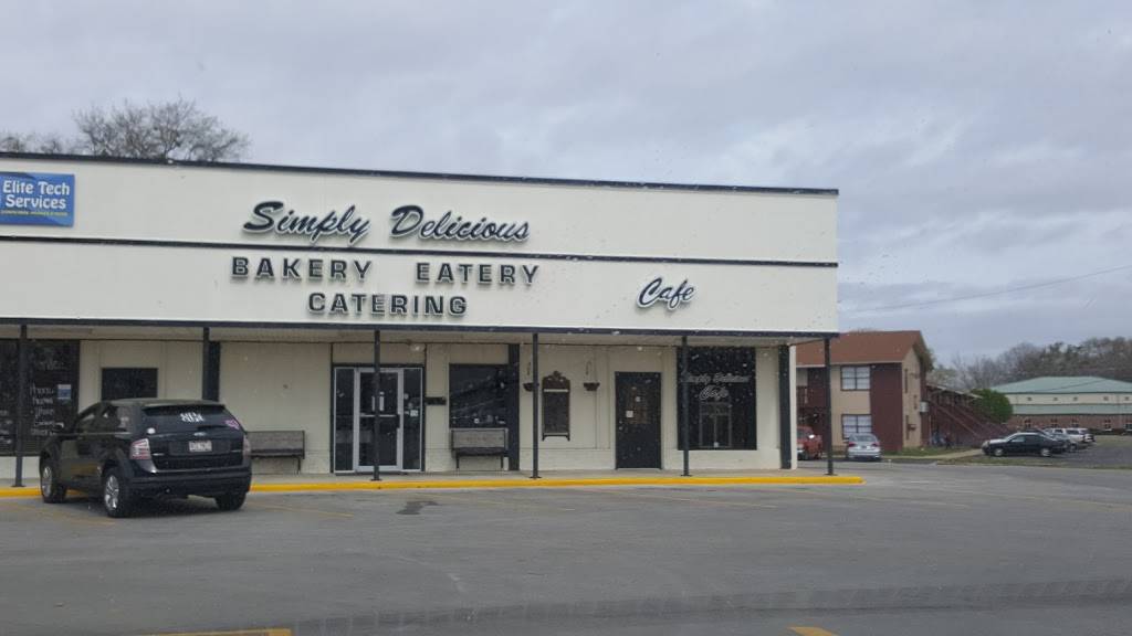 Simply Delicious | bakery | 2215 Danville Rd SW, Decatur, AL 35601, USA | 2563557564 OR +1 256-355-7564