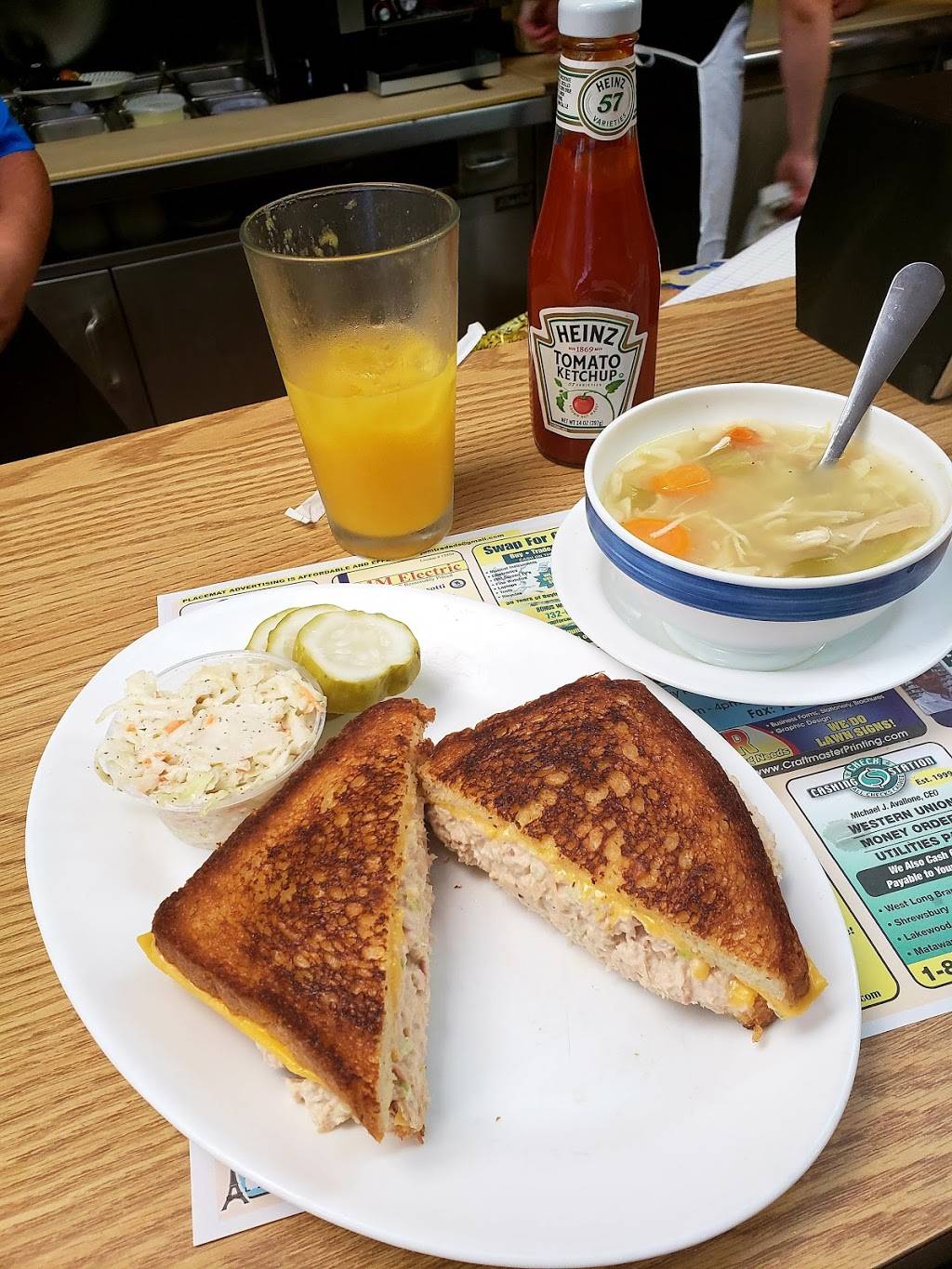 Franks Deli & Restaurant | restaurant | 1406 Main St, Asbury Park, NJ 07712, USA | 7327756682 OR +1 732-775-6682