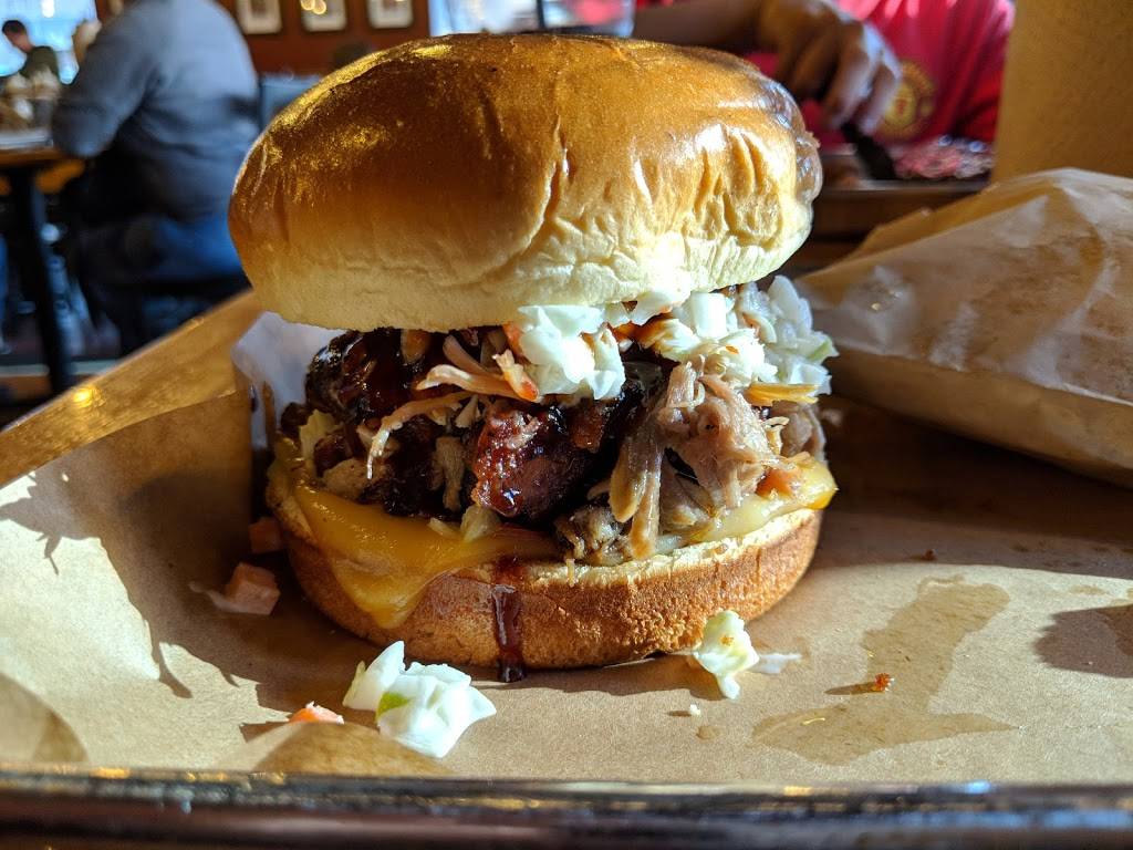 Q-BBQ | restaurant | 70 South La Grange Road, La Grange, IL 60525, USA | 7084828700 OR +1 708-482-8700