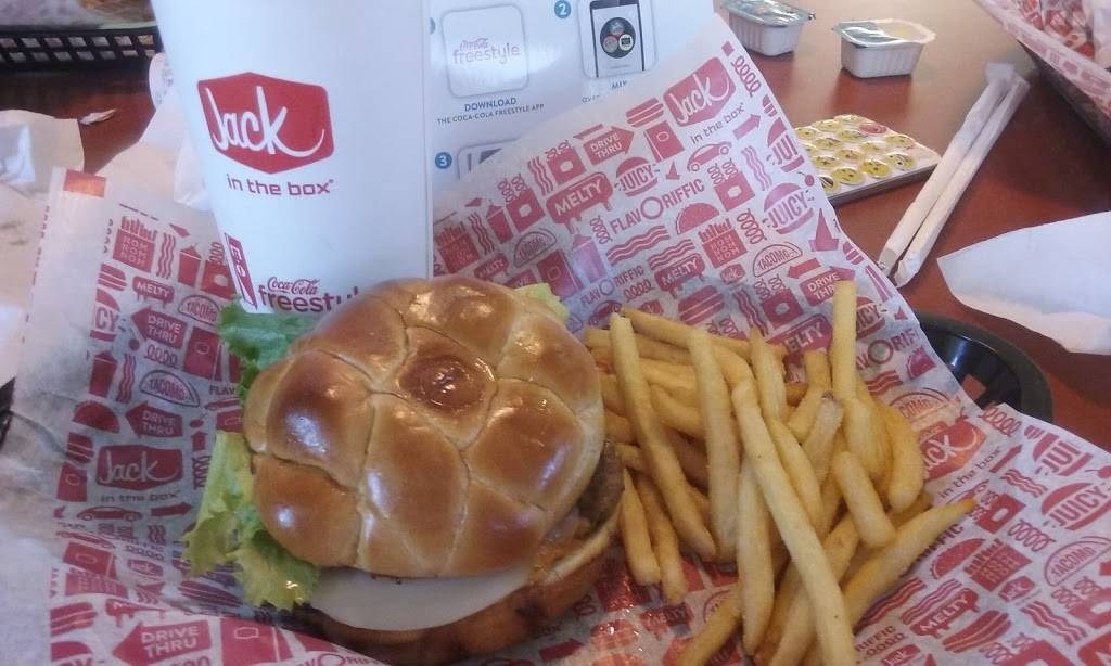 Jack in the Box | restaurant | 740 Sycamore Ave, Vista, CA 92083, USA | 7607274081 OR +1 760-727-4081