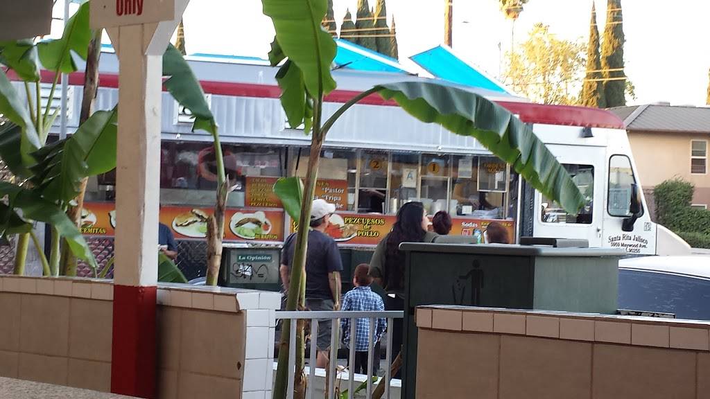 Santa Rita Jalisco Taco Truck | restaurant | 3900 E 1st St, Los Angeles, CA 90063, USA | 3232612738 OR +1 323-261-2738
