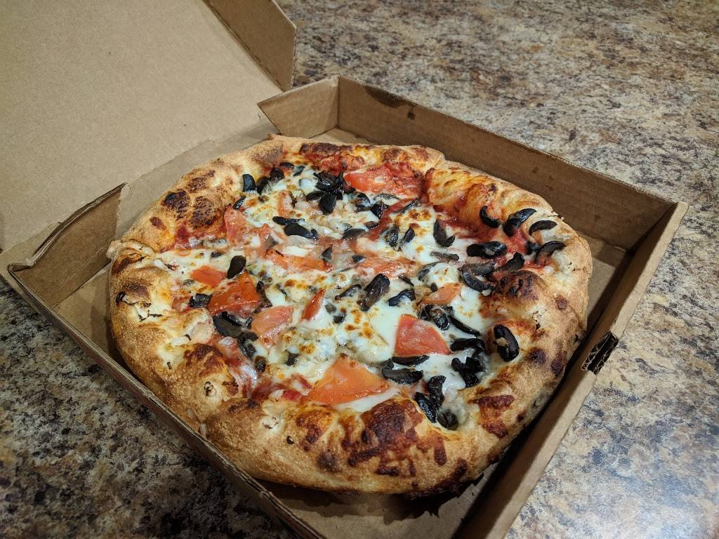 Barros Pizza | restaurant | 2750 W Dove Valley Rd #140, Phoenix, AZ 85085, USA | 6232154141 OR +1 623-215-4141