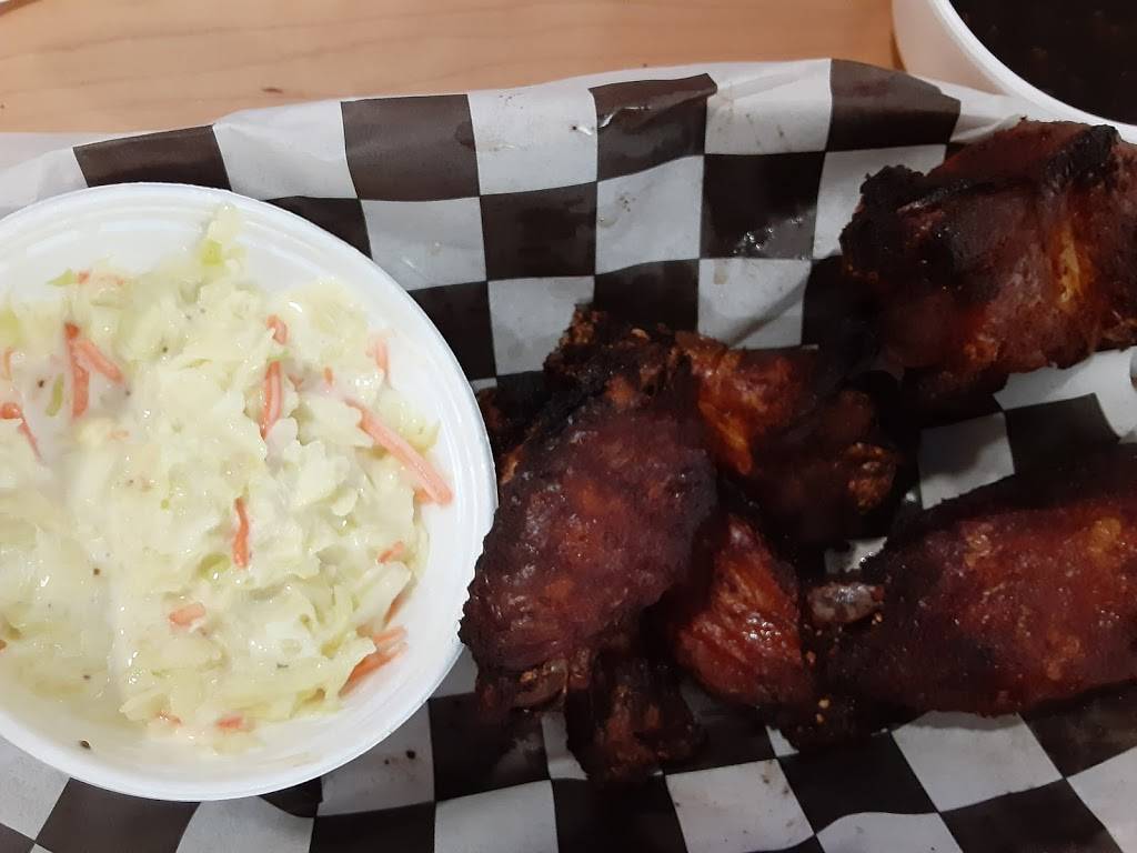 Jasper Pub N Grub | restaurant | 514 Jackson St, Jasper, IN 47546, USA | 8125590643 OR +1 812-559-0643