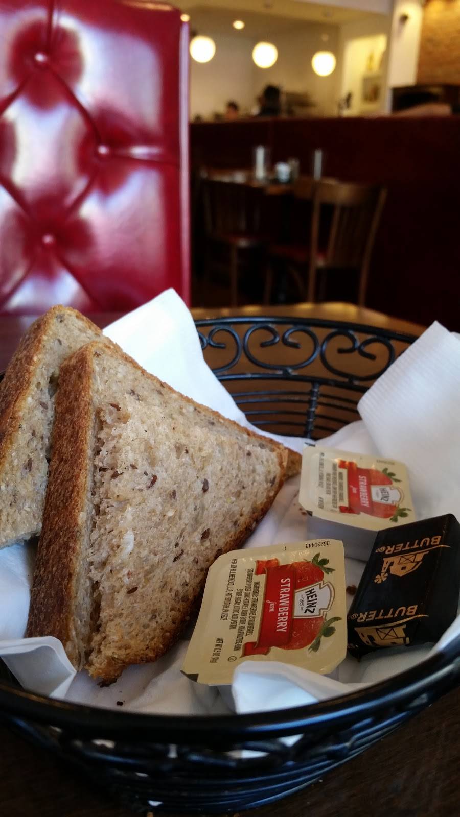 Brasserie Tenafly | restaurant | 4 Washington St, Tenafly, NJ 07670, USA | 2012666400 OR +1 201-266-6400