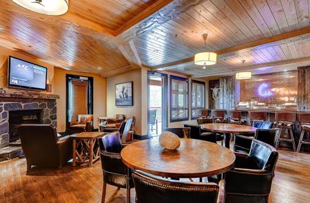 Cu Tavern | restaurant | 42 Snowflake Dr, Breckenridge, CO 80424, USA | 9705478507 OR +1 970-547-8507