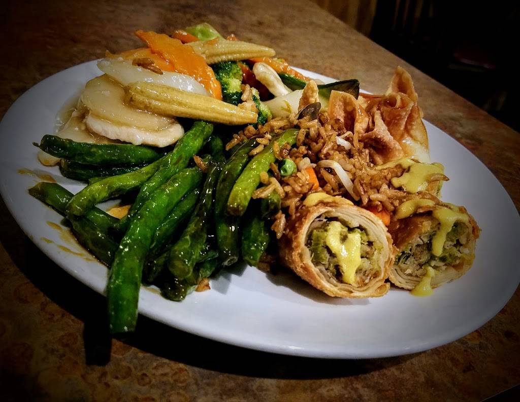 Fongs Restaurant & Bar | restaurant | 4770 Pleasant St SE, Prior Lake, MN 55372, USA | 9524473664 OR +1 952-447-3664