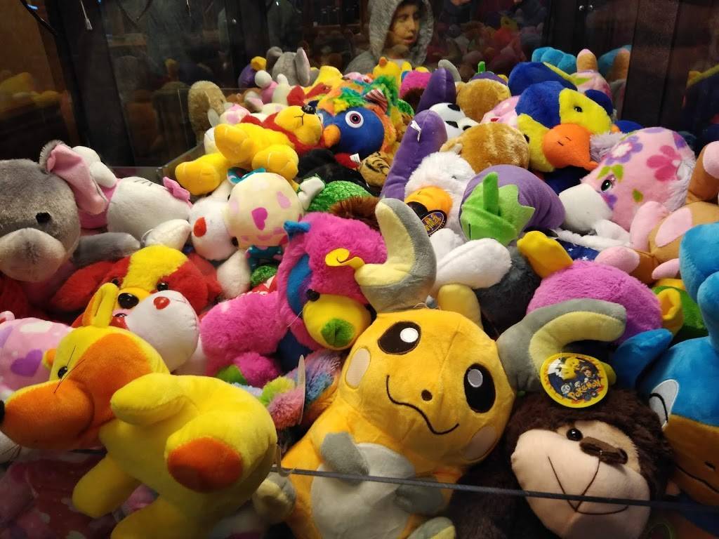 Pizza Hut | restaurant | 220 E Palmdale Blvd, Palmdale, CA 93550, USA | 6612735877 OR +1 661-273-5877